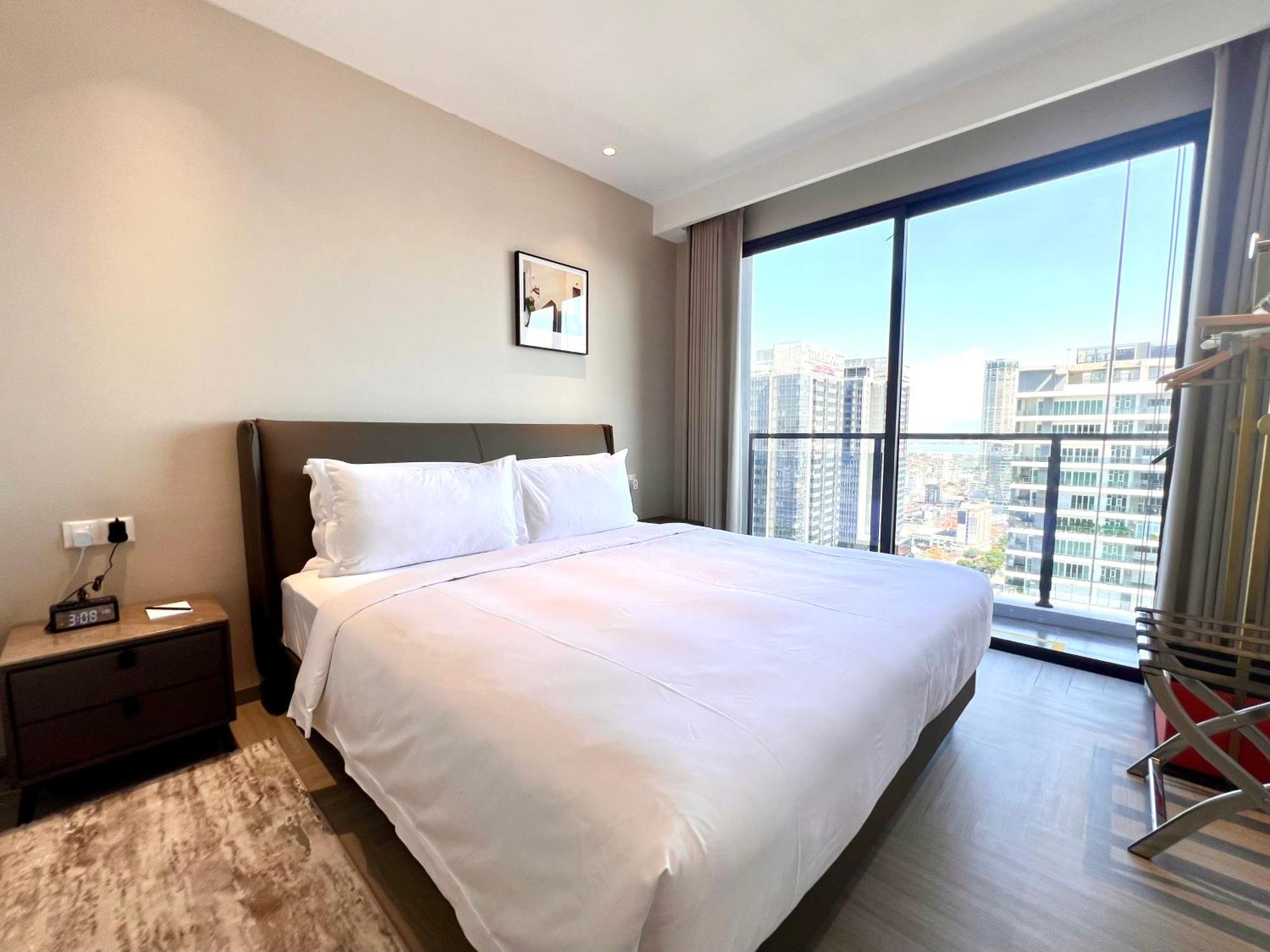Landison Penang 4*