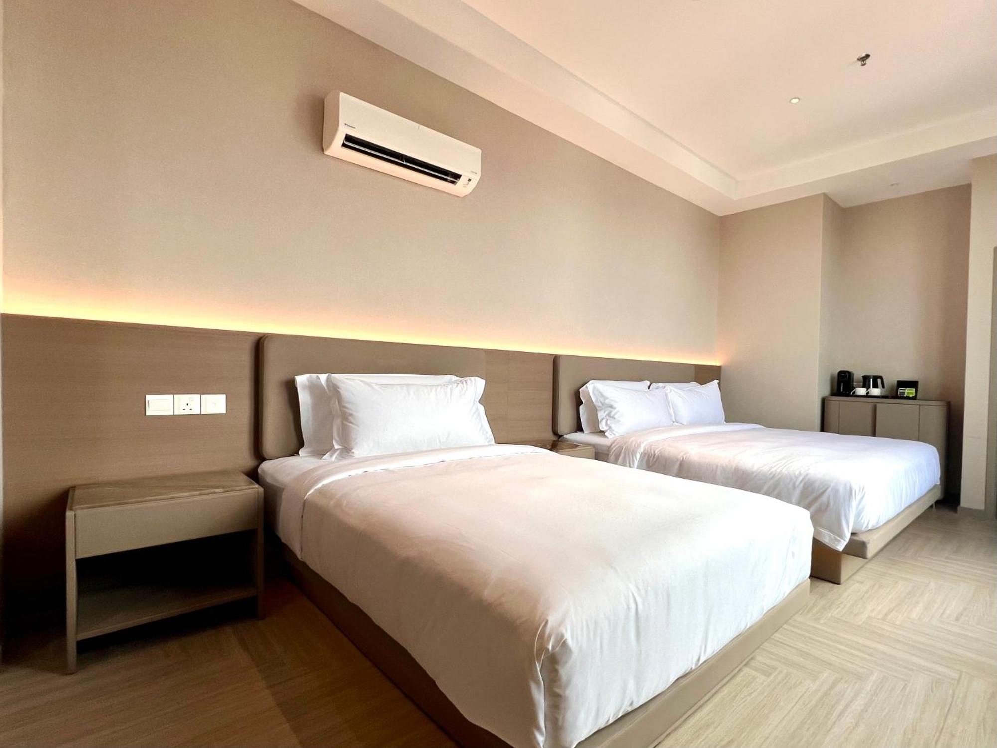 Landison Penang Hotel 4*