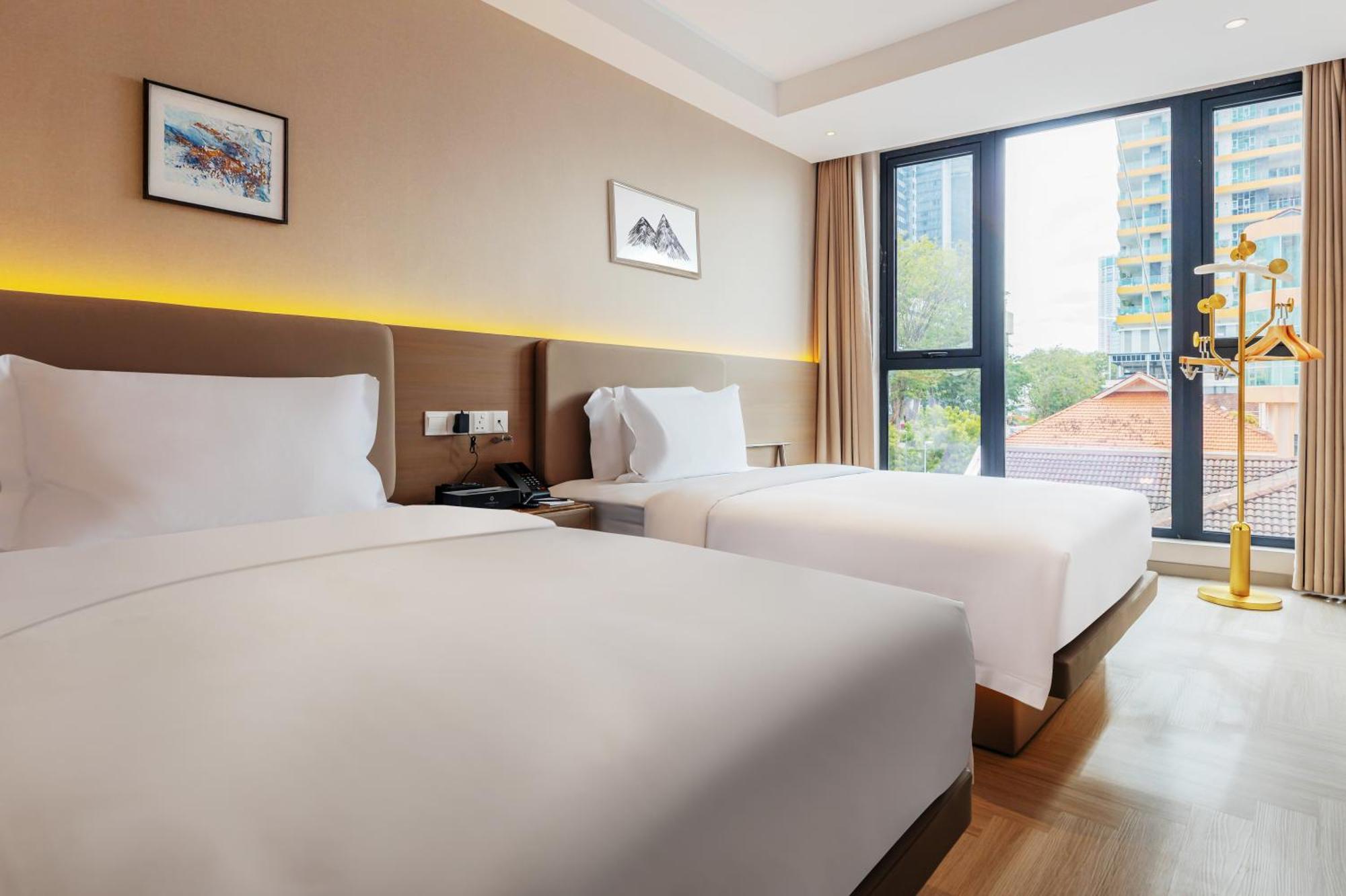 Hotel Landison Penang 4*