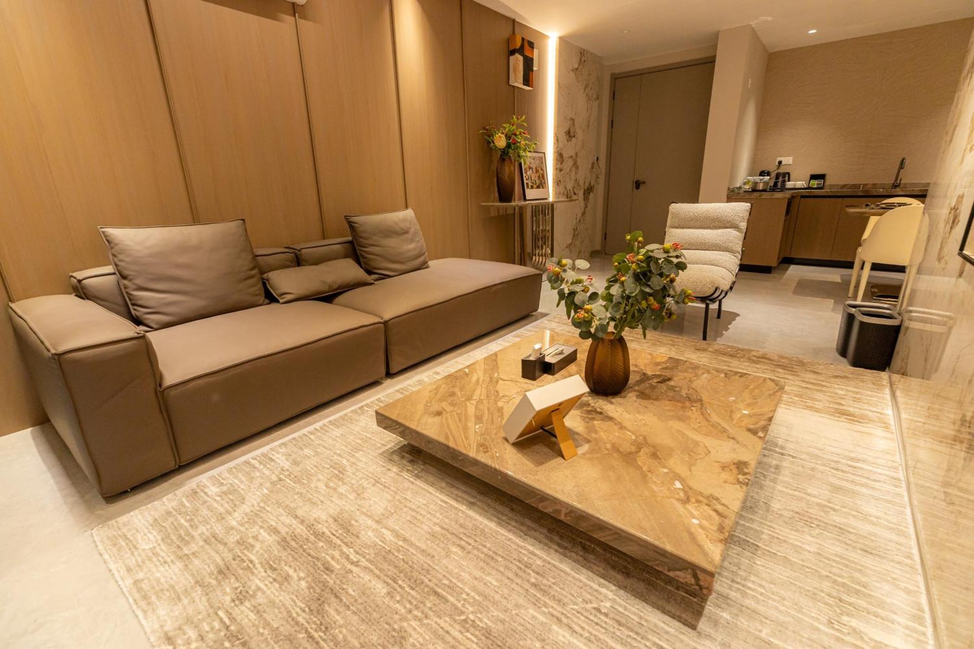 Landison Penang 4*